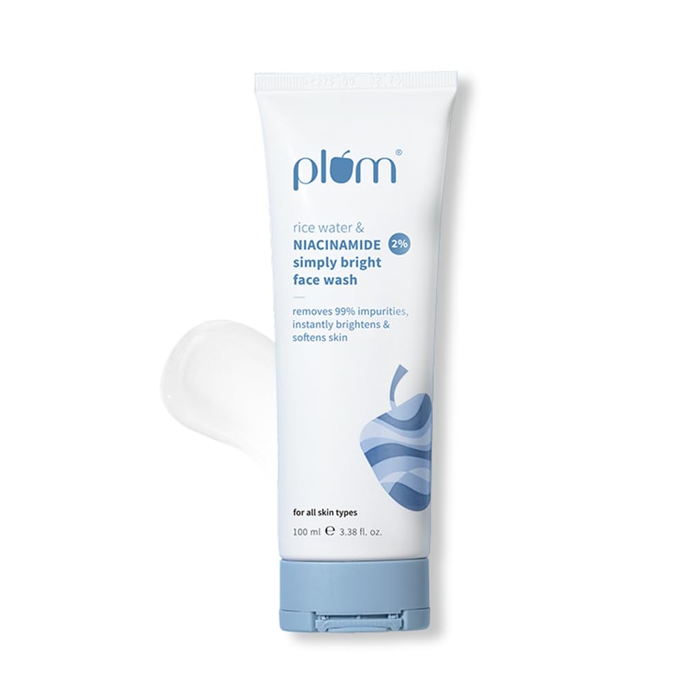 Plum Simply Bright 2% Niacinamide Face Wash for Men & Women | 100ml