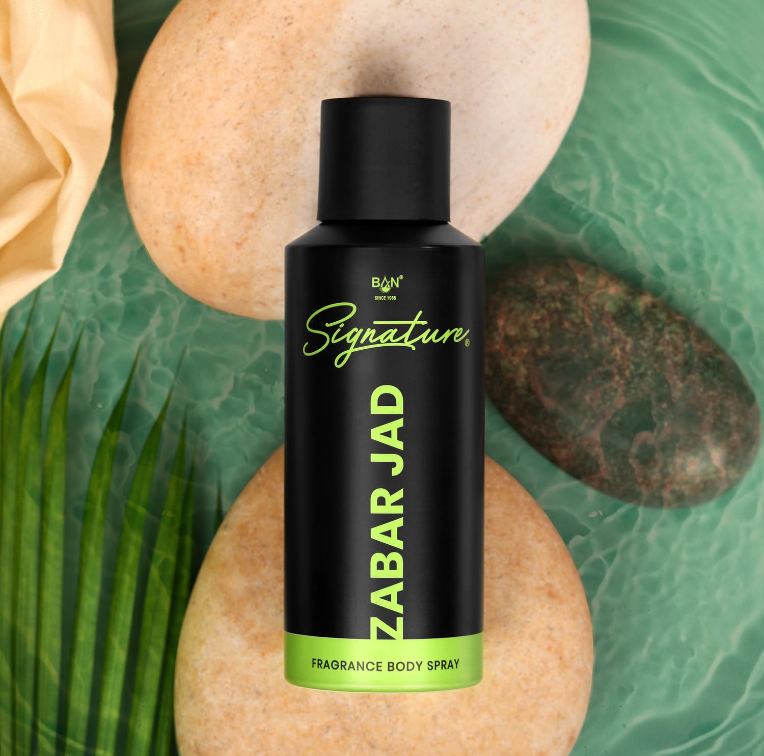 SIGNATURE ZABAR JAD Deodorant 150ML Unisex Luxury Body Spray | Long Lasting Sweet Spicy Woody Fragrance with Saffron, Lavender, Agarwood Oud, Patchouli & Musk |Premium Perfume Daily Use, Office, Party