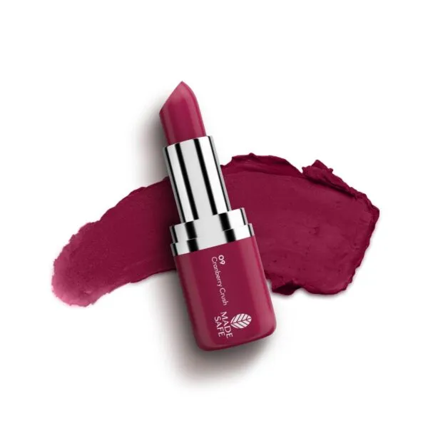 Mamaearth Creamy Matte Long Stay Lipstick with Murumuru Butter and Vitamin E for 8-Hour Long Stay (Flakeproof & Non-Drying | Intense Color Payoff) - 4.2g (Cranberry Crush)